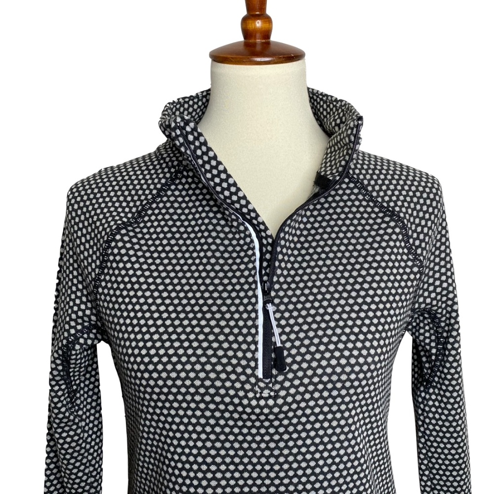 Eddie Bauer Women's Long Sleeve Quarter Zip Black and Gray Size Large